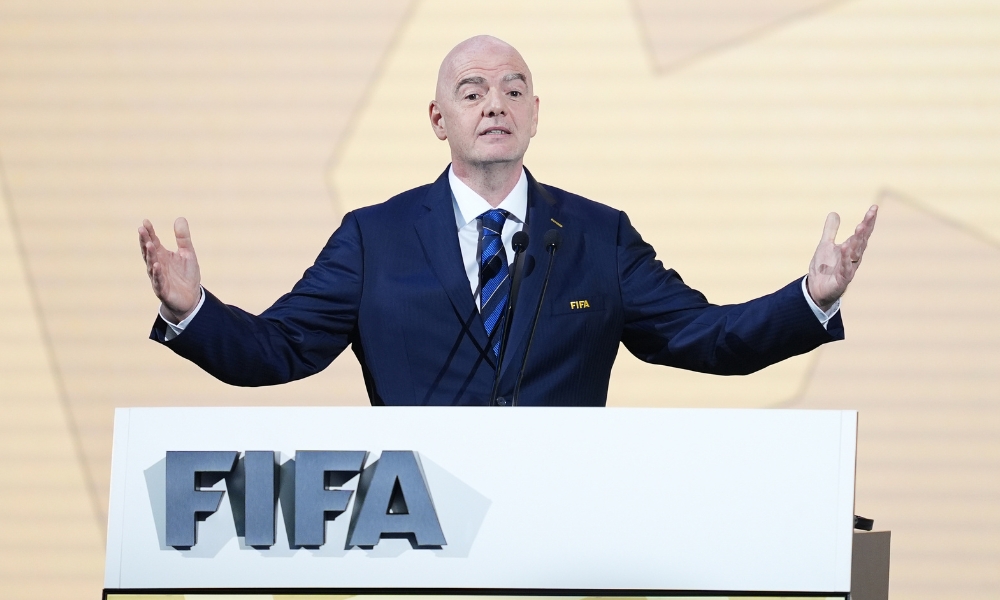 但他仍然处 但他仍然处